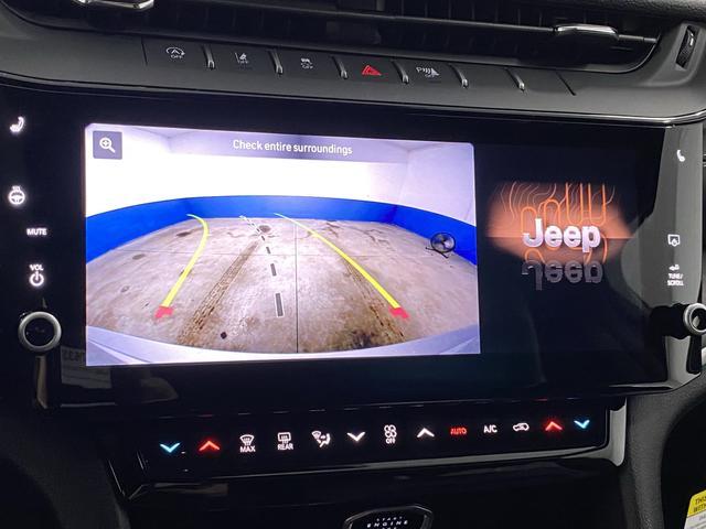 new 2026 Jeep Grand Cherokee car, priced at $40,370