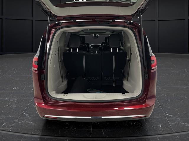 used 2022 Chrysler Pacifica Hybrid car, priced at $31,749