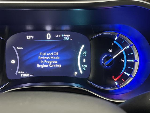 used 2022 Chrysler Pacifica Hybrid car, priced at $31,749