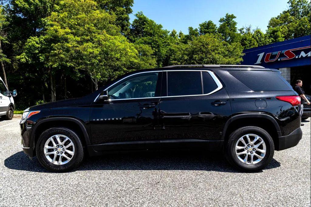 used 2021 Chevrolet Traverse car, priced at $22,500