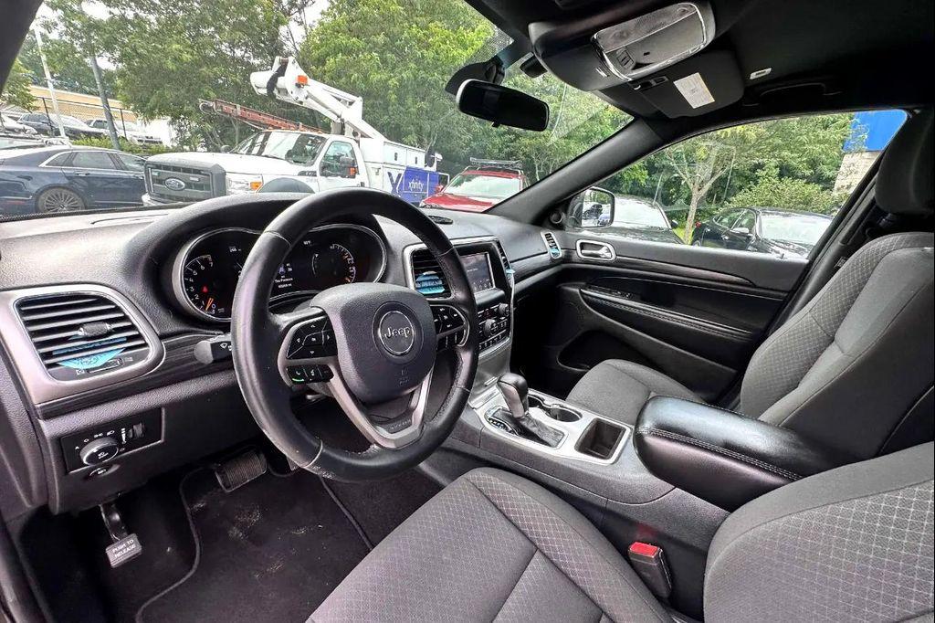 used 2019 Jeep Grand Cherokee car, priced at $18,900
