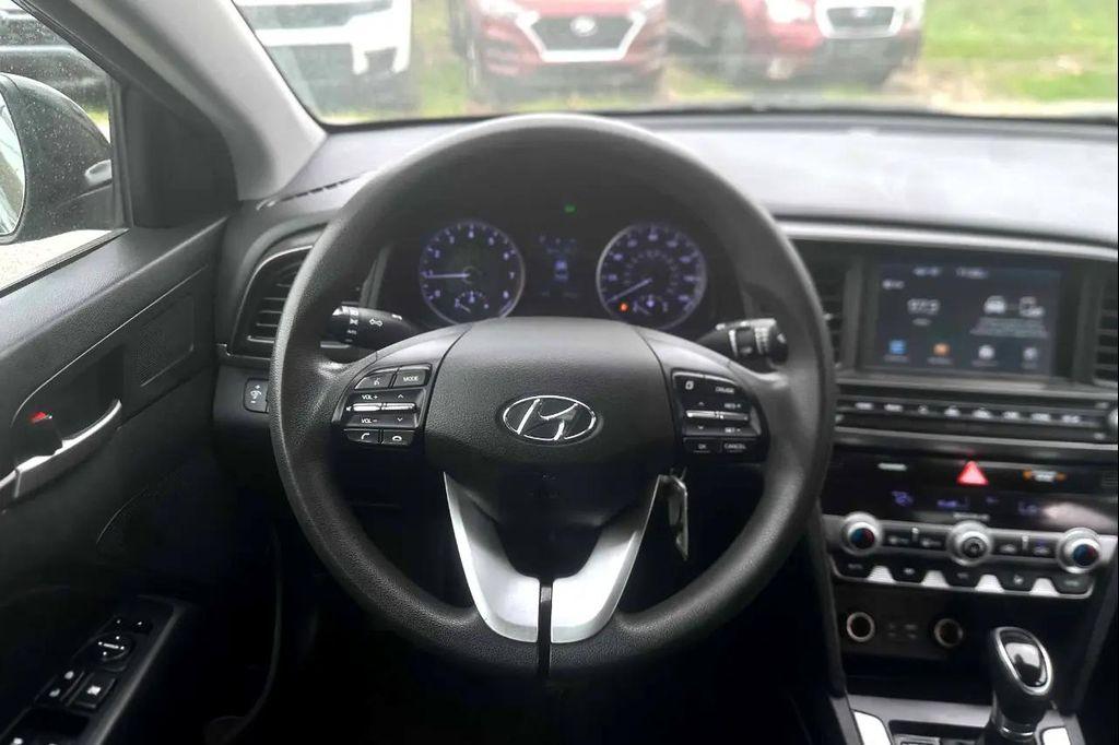 used 2020 Hyundai Elantra car