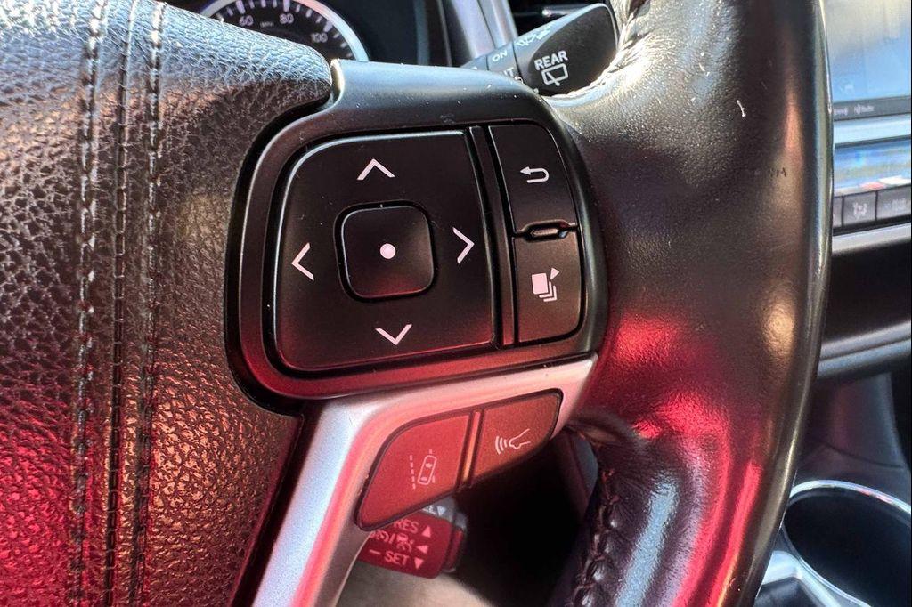 used 2017 Toyota Highlander car, priced at $25,500