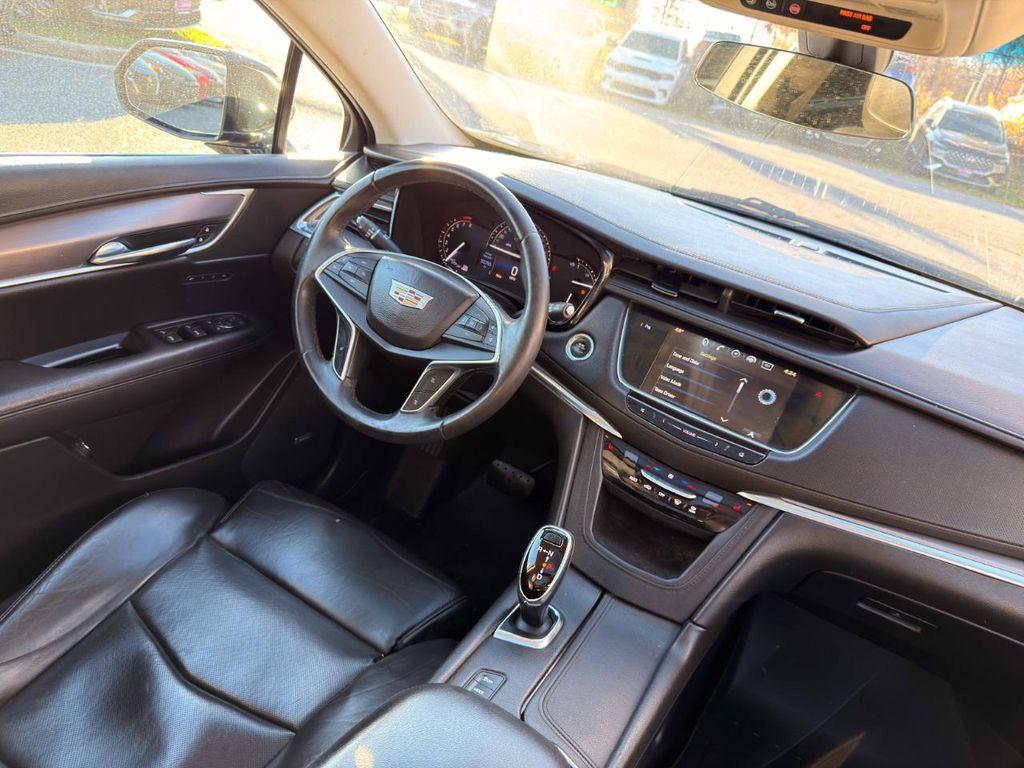 used 2017 Cadillac XT5 car, priced at $14,900