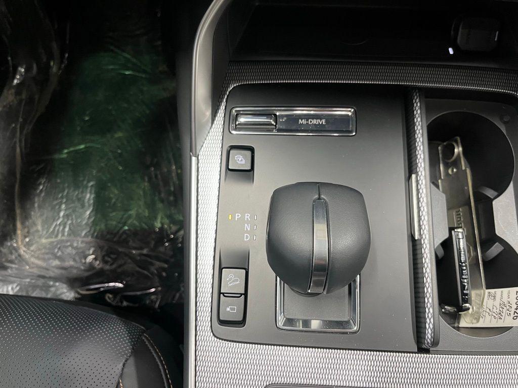 new 2025 Mazda CX-70 PHEV car, priced at $53,991