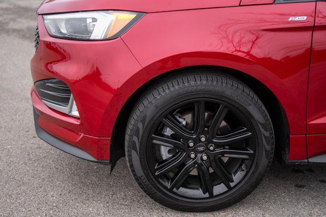 used 2024 Ford Edge car, priced at $32,500