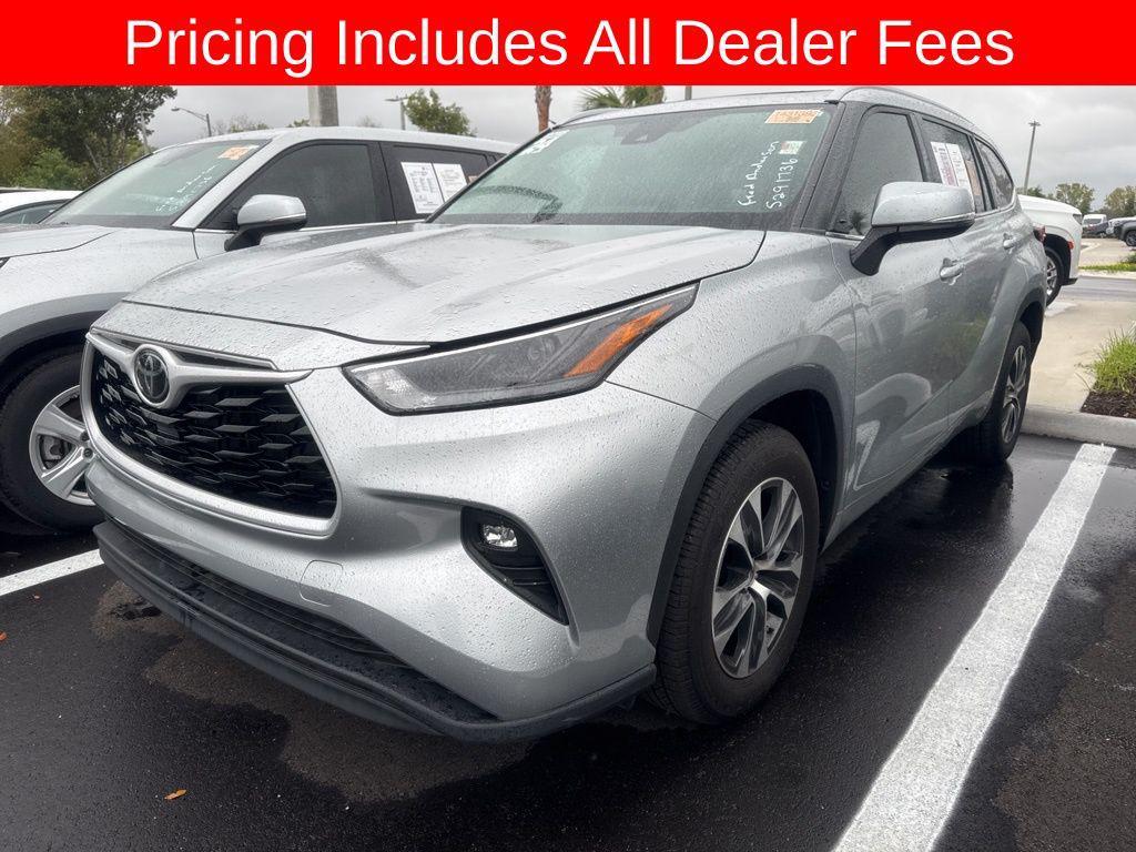 used 2024 Toyota Highlander car, priced at $36,117