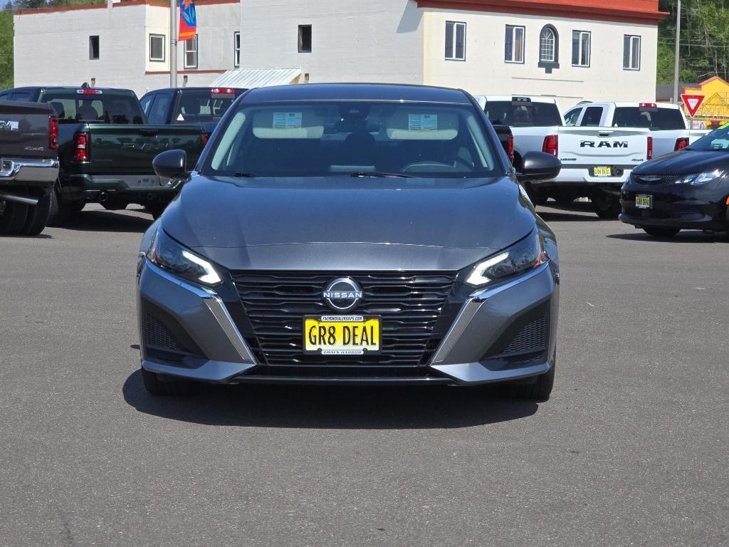 used 2025 Nissan Altima car, priced at $22,487
