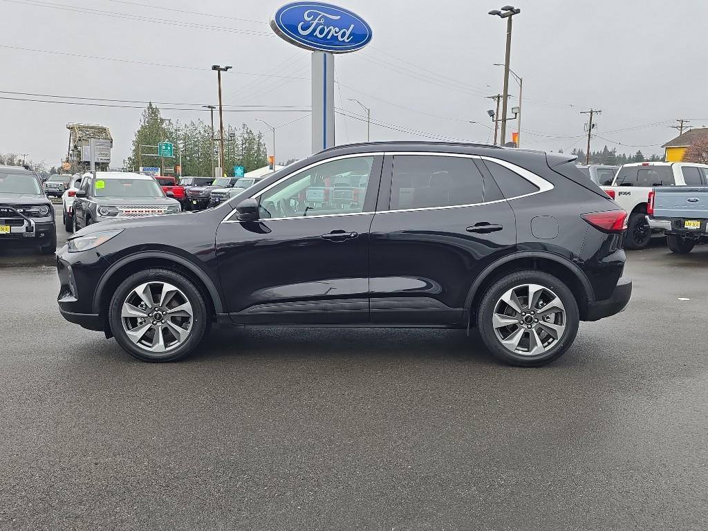 used 2024 Ford Escape car, priced at $29,999
