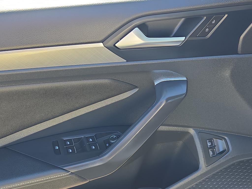 used 2024 Volkswagen Jetta car, priced at $16,487