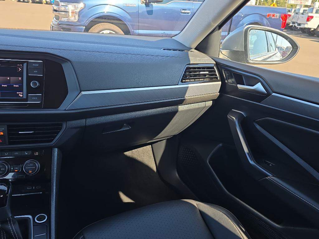 used 2024 Volkswagen Jetta car, priced at $16,487