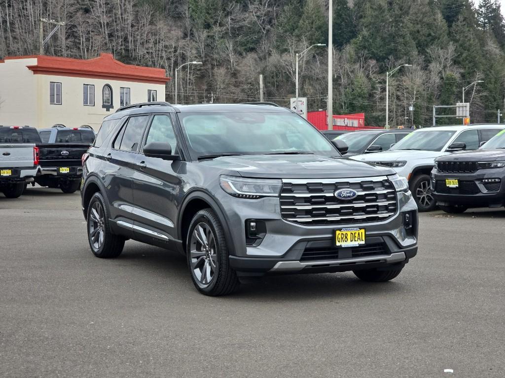 used 2025 Ford Explorer car, priced at $43,999