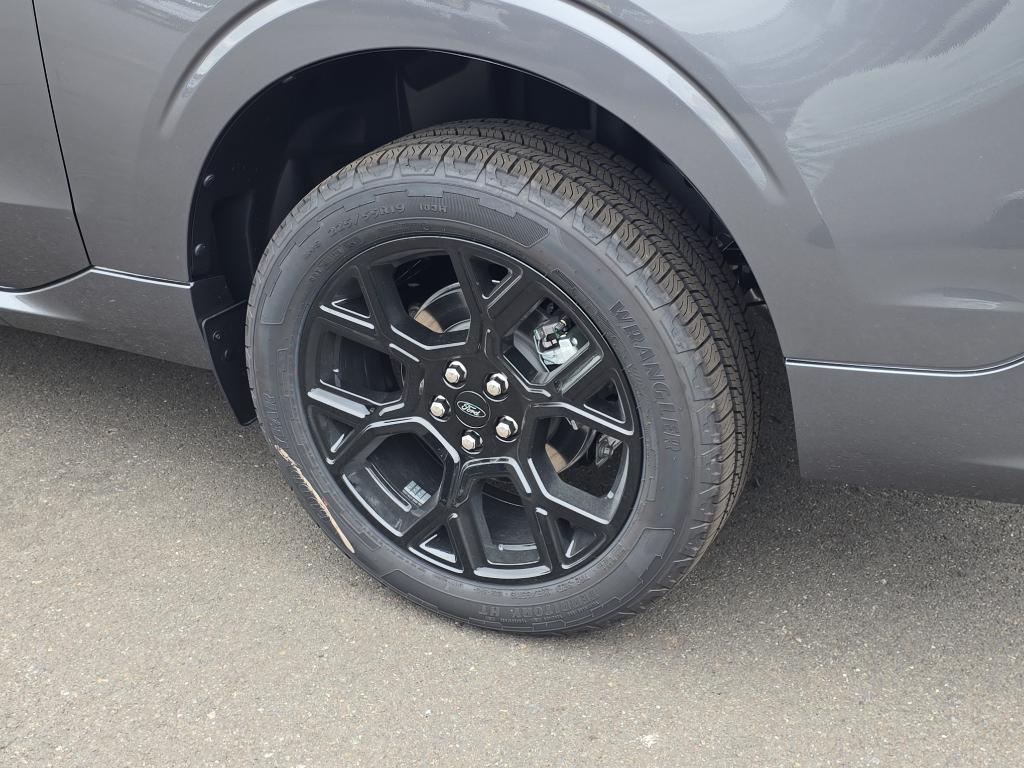 new 2025 Ford Maverick car, priced at $40,062