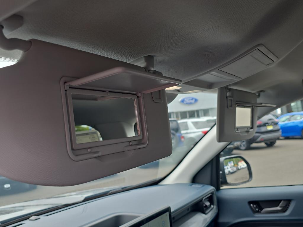 new 2025 Ford Maverick car, priced at $35,031