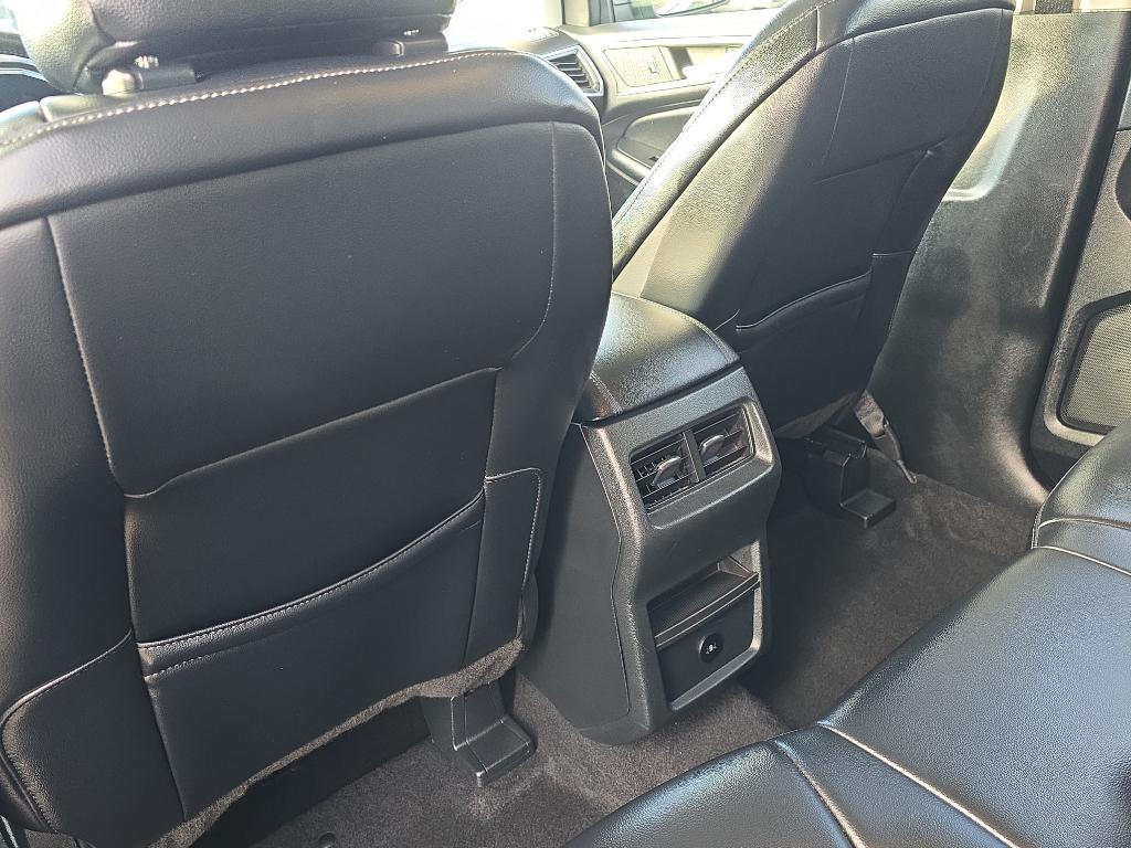 used 2024 Ford Edge car, priced at $27,999