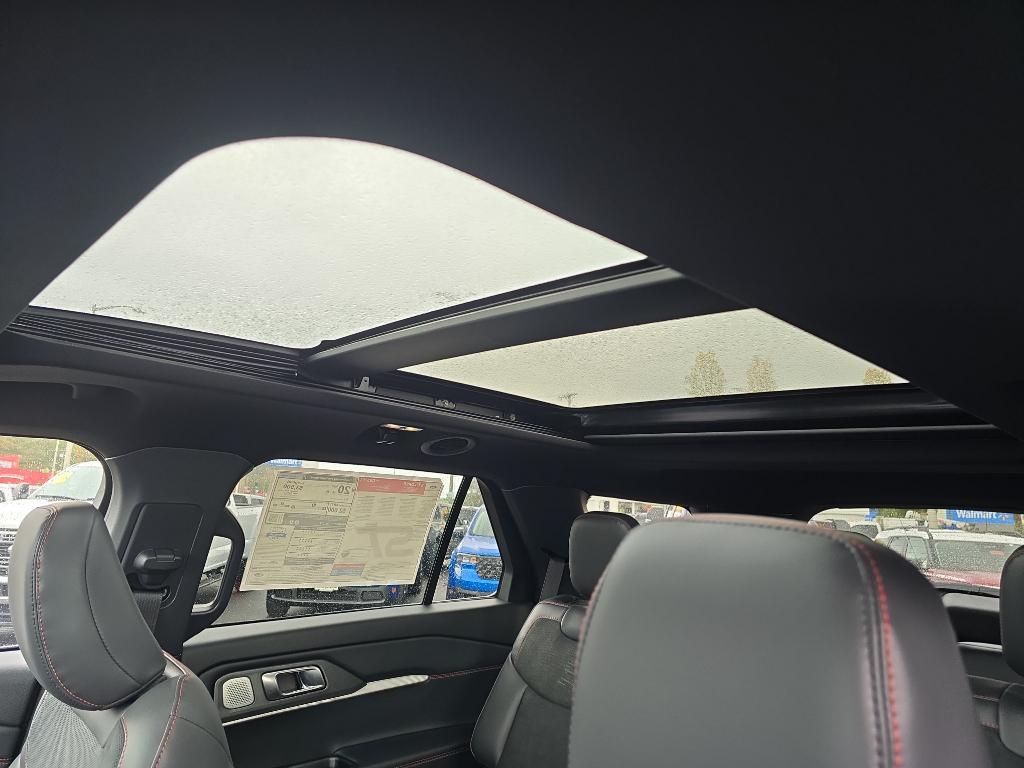 new 2025 Ford Explorer car, priced at $59,552