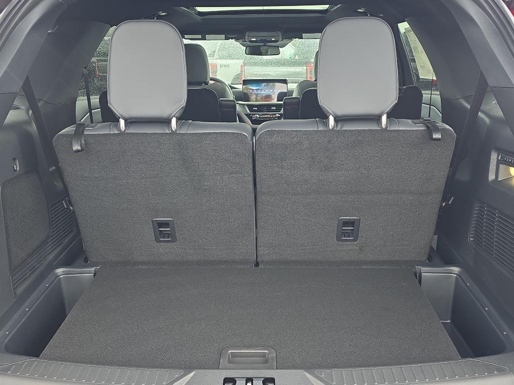 new 2025 Ford Explorer car, priced at $59,552