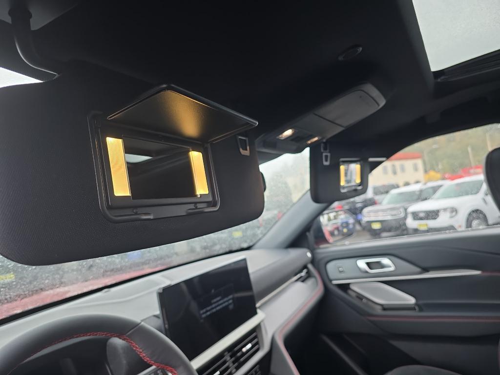 new 2025 Ford Explorer car, priced at $59,552