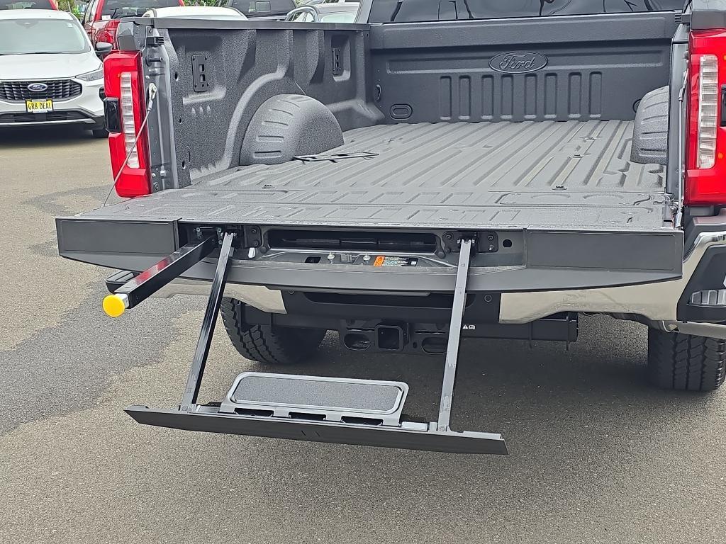 new 2025 Ford F-350 car, priced at $78,388