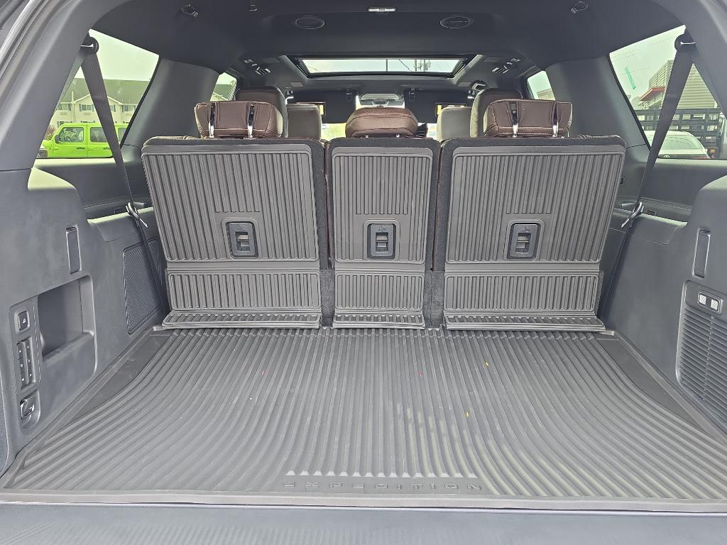 new 2025 Ford Expedition Max car, priced at $87,807