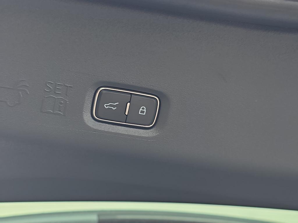 new 2025 Ford Expedition Max car, priced at $87,807