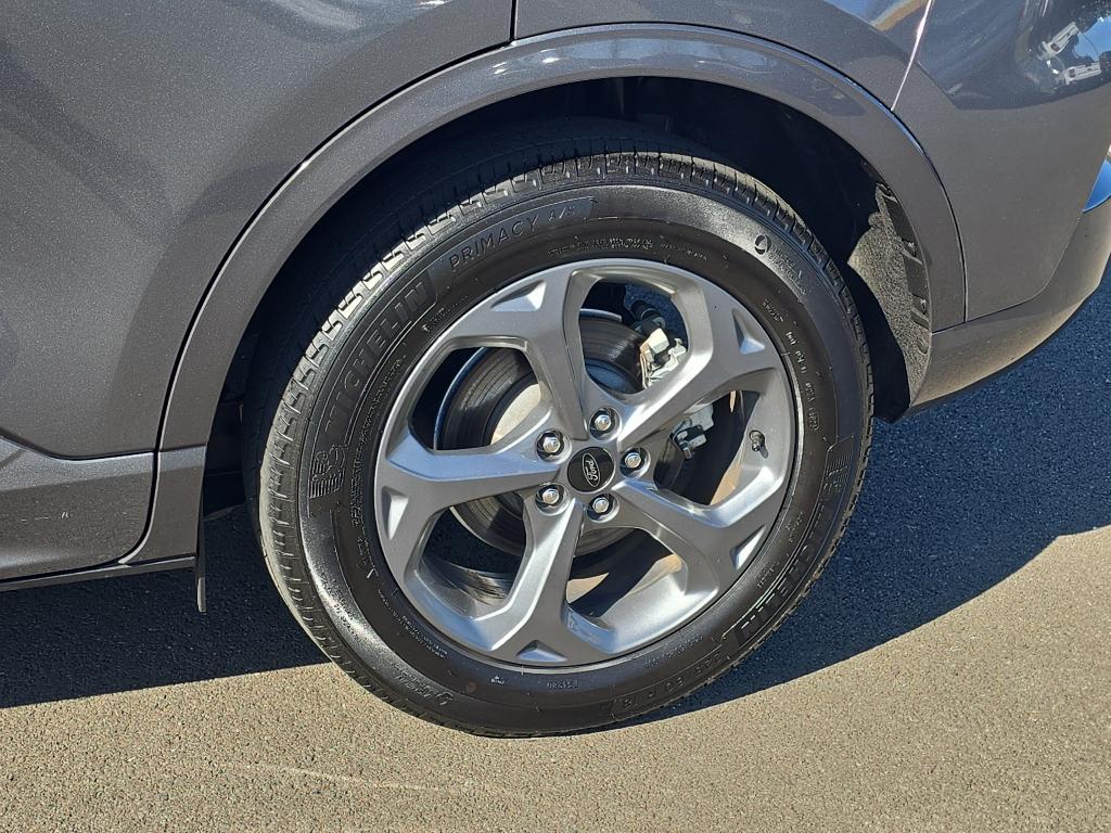 used 2024 Ford Escape car, priced at $25,987