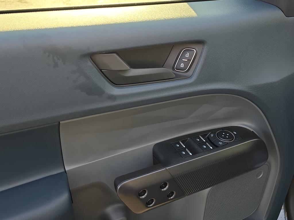 new 2025 Ford Maverick car, priced at $37,684