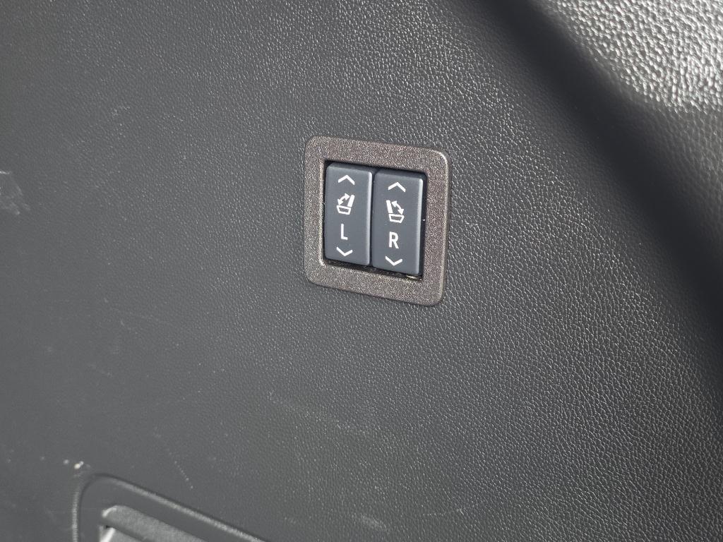 used 2024 Buick Enclave car, priced at $35,525