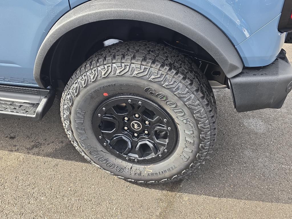 new 2025 Ford Bronco car, priced at $62,270