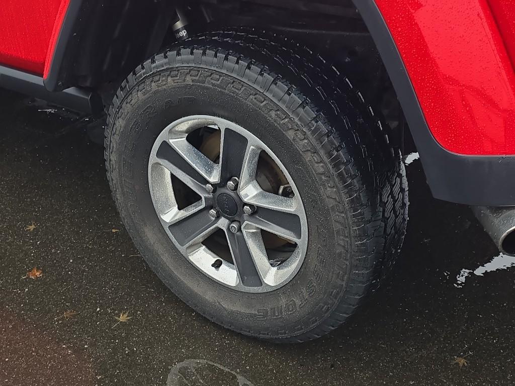 used 2020 Jeep Gladiator car, priced at $33,999