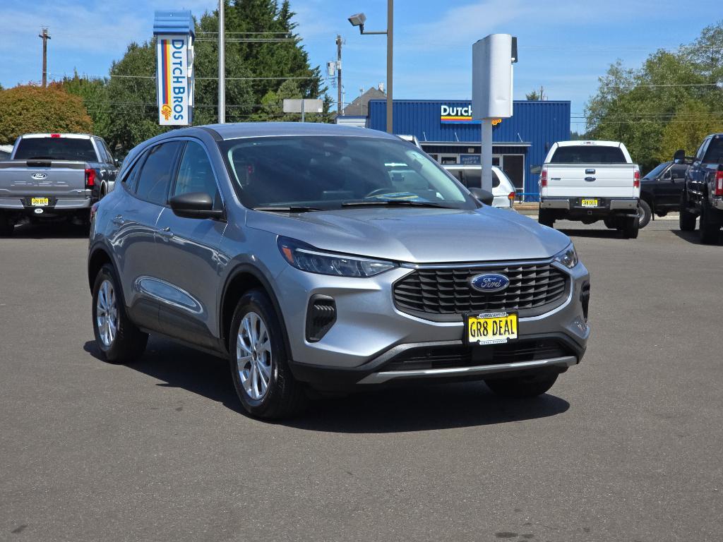 used 2023 Ford Escape car, priced at $26,999