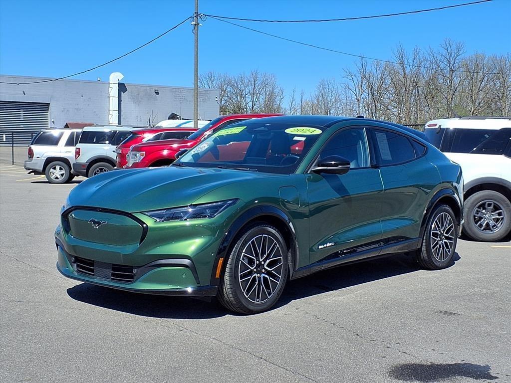 new 2024 Ford Mustang Mach-E car