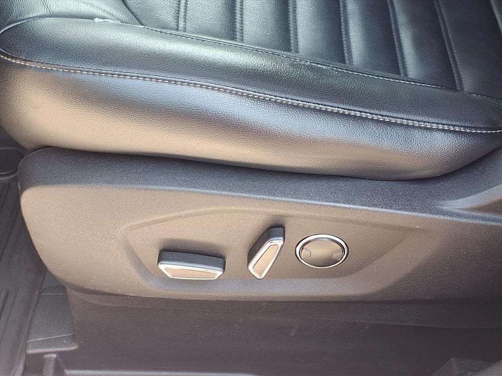 used 2015 Ford Edge car, priced at $7,998