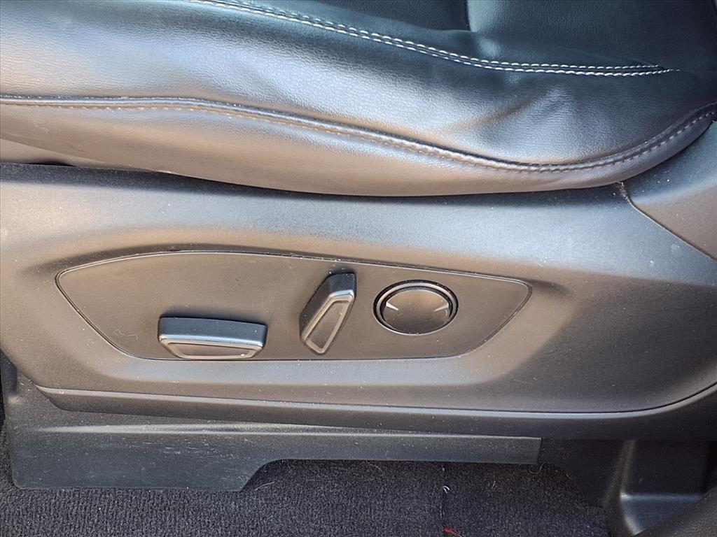 used 2023 Ford Explorer car, priced at $27,888