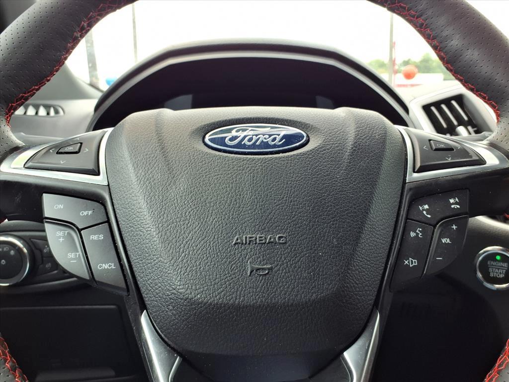 used 2024 Ford Edge car, priced at $34,998