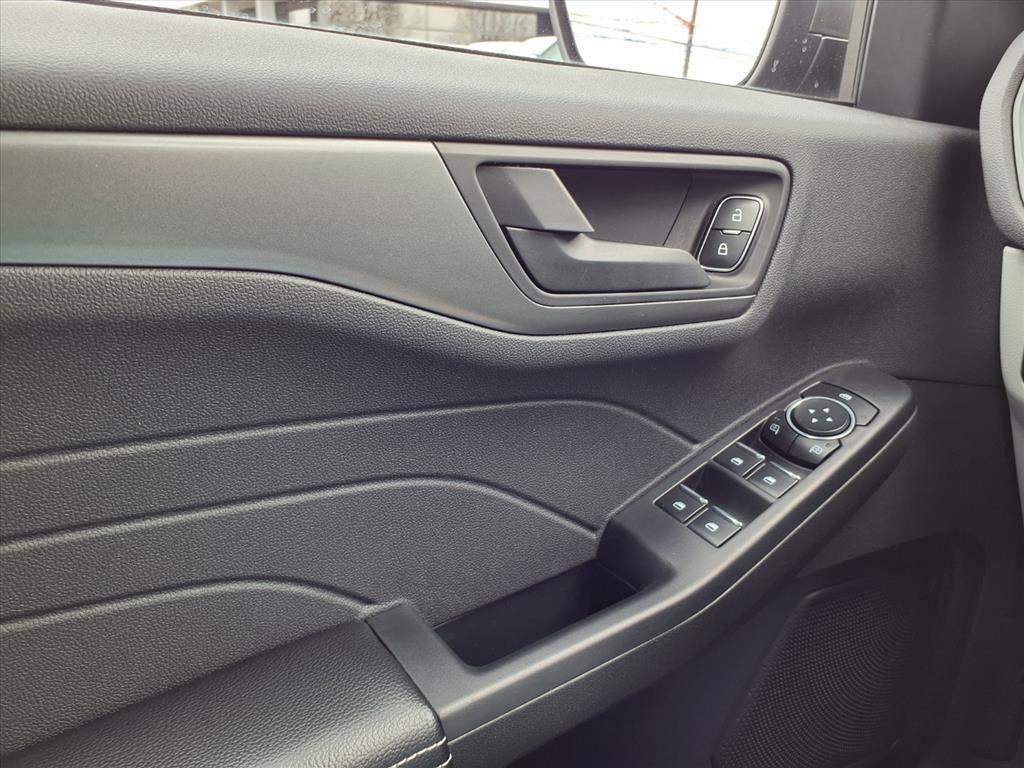 used 2023 Ford Escape car, priced at $24,998