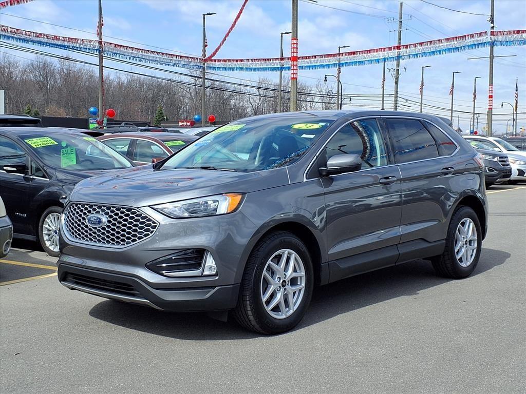 used 2024 Ford Edge car, priced at $31,988