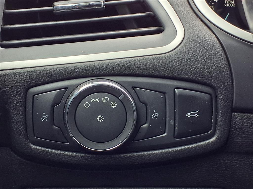 used 2015 Ford Edge car, priced at $9,188