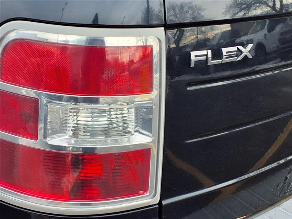 used 2009 Ford Flex car, priced at $1,995