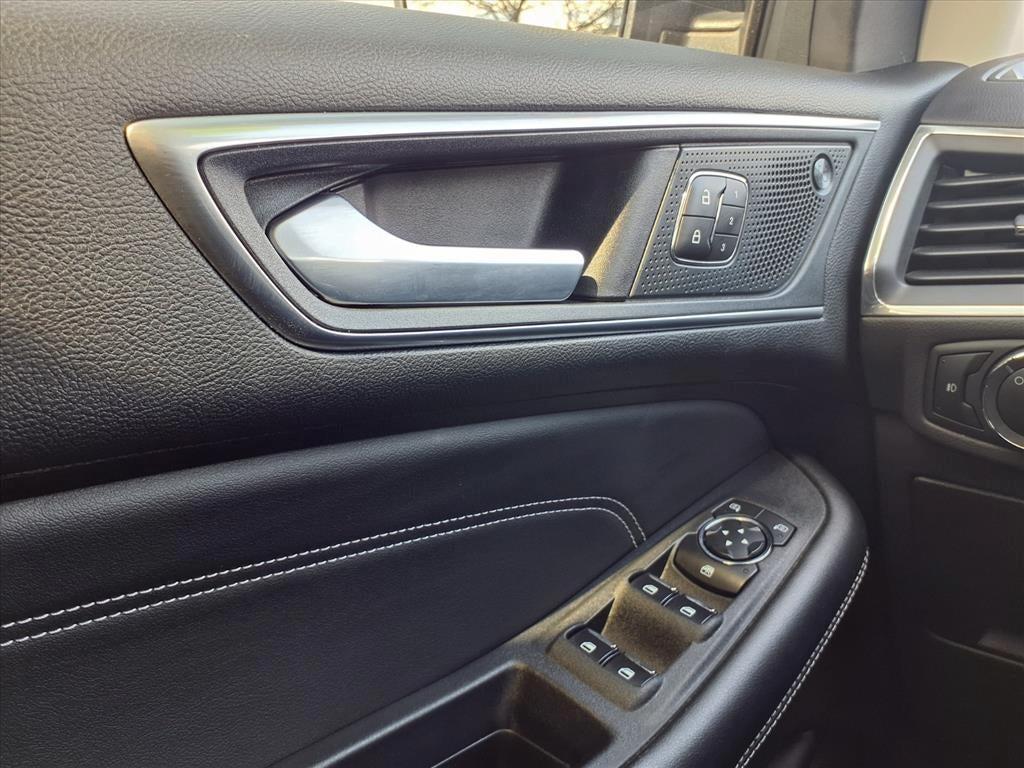 used 2024 Ford Edge car, priced at $34,988