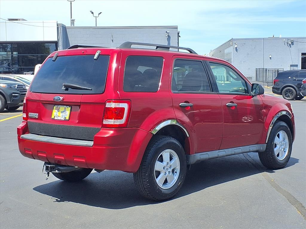 used 2009 Ford Escape car, priced at $3,998