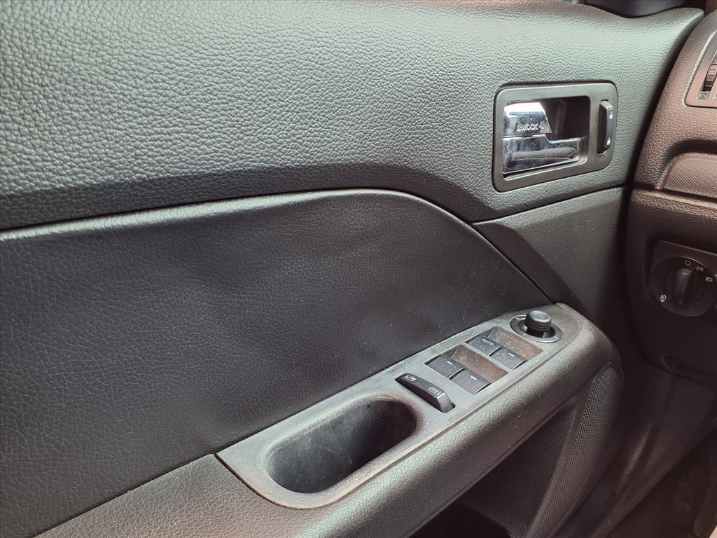 used 2006 Ford Fusion car, priced at $2,995