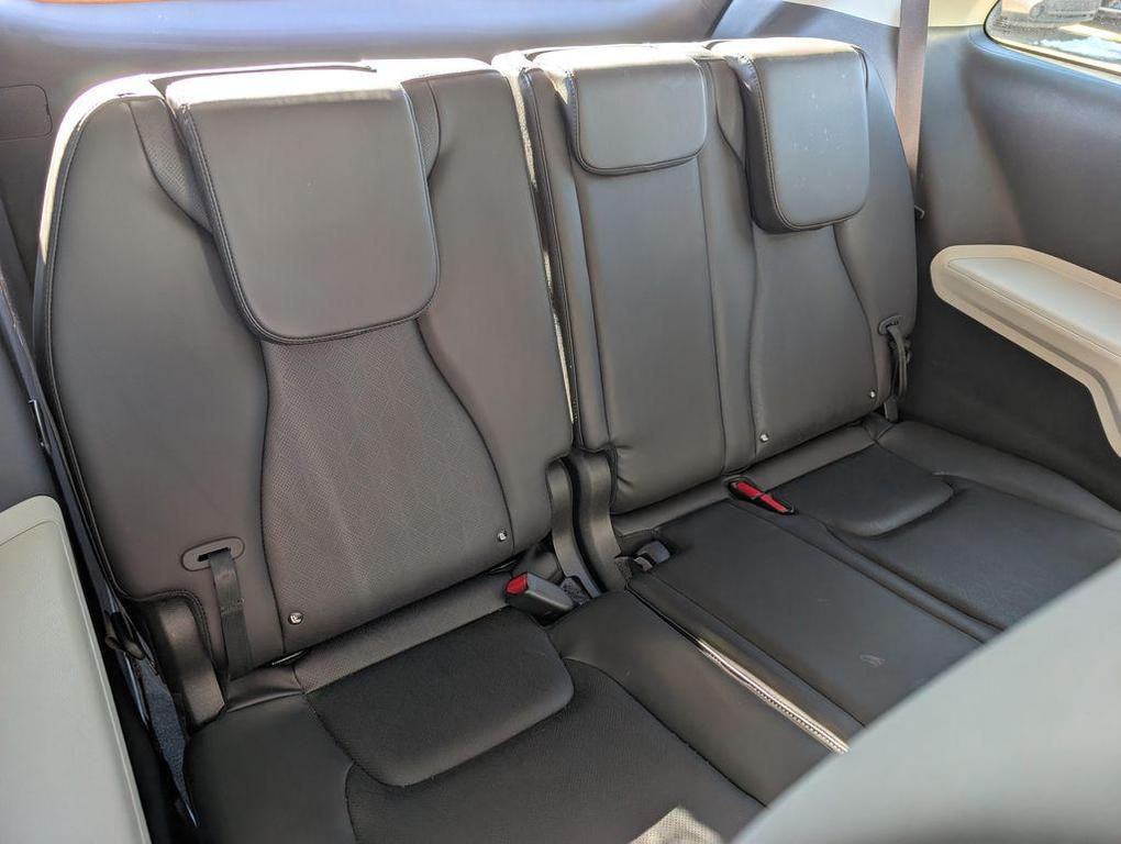 used 2022 Kia Carnival car, priced at $25,999