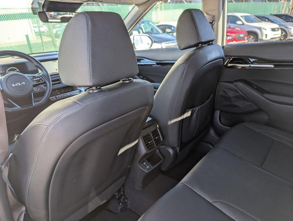 used 2024 Kia Seltos car, priced at $26,299