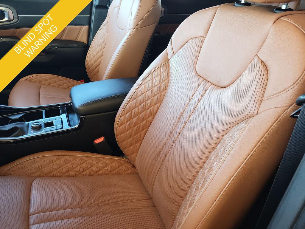 used 2023 Kia Sorento car, priced at $36,698