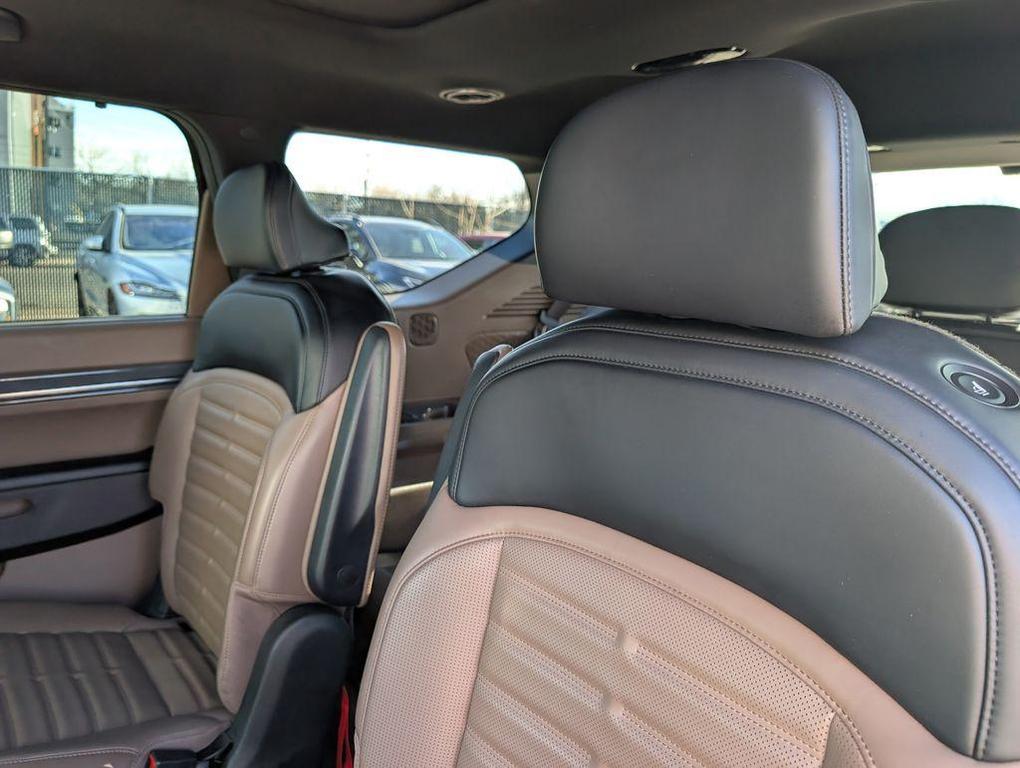 used 2024 Kia EV9 car, priced at $40,499