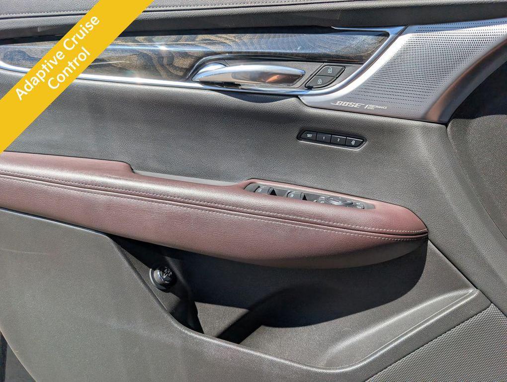 used 2023 Cadillac XT6 car, priced at $33,798