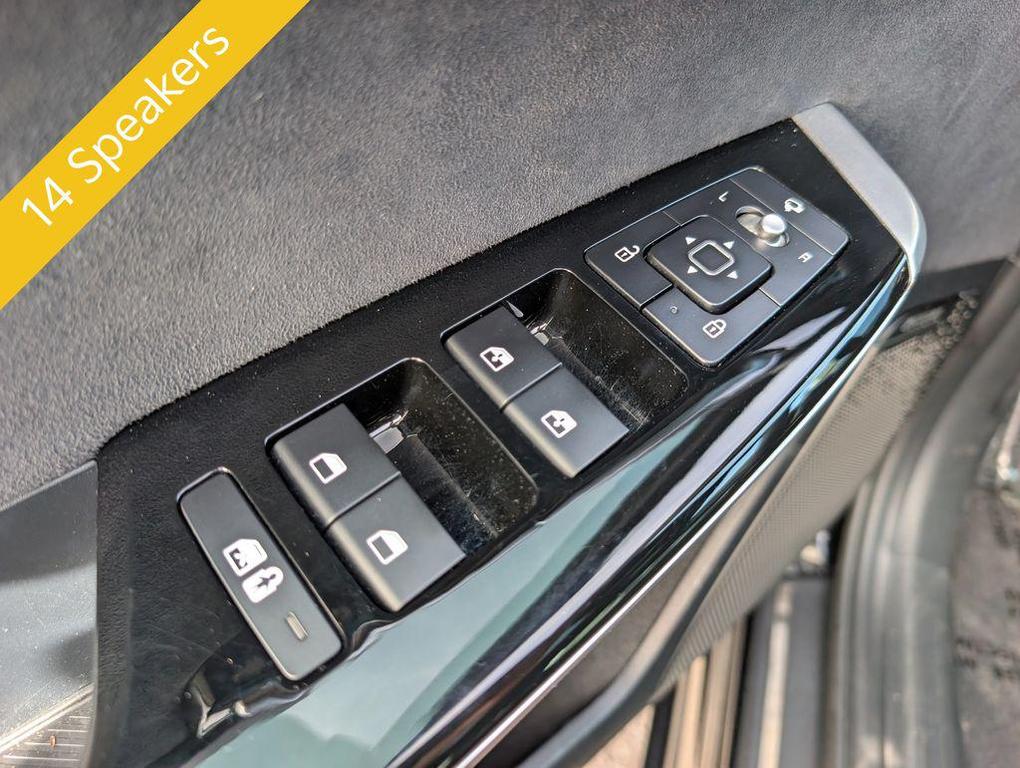 used 2023 Kia EV6 car, priced at $28,999