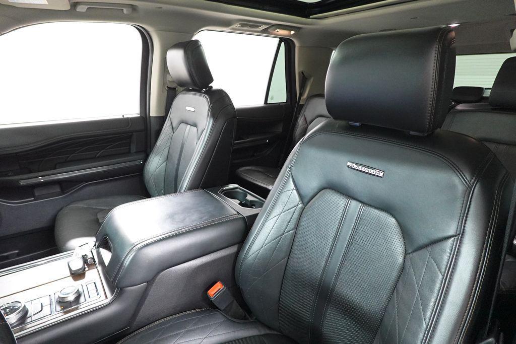 used 2019 Ford Expedition car, priced at $31,424