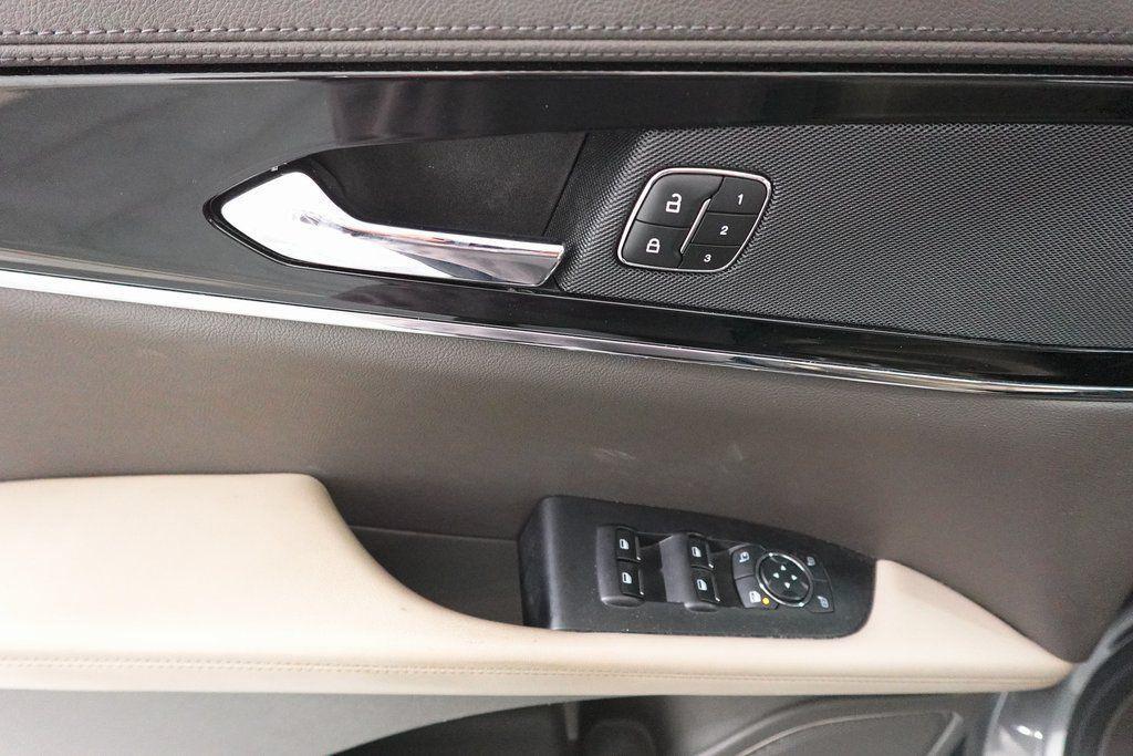 used 2023 Lincoln Nautilus car, priced at $24,662